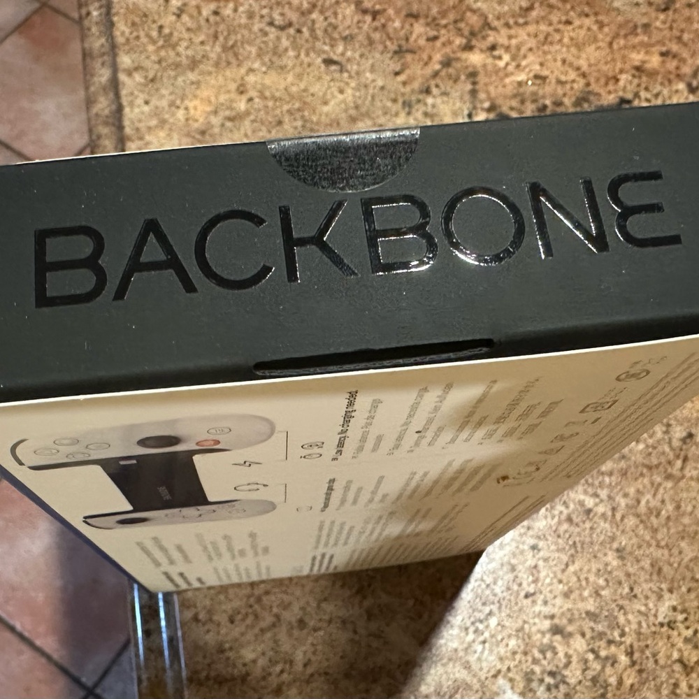 Sony PlayStation Backbone White - Lightening Edition (Great Christmas Gift!) - Picture 5 of 10